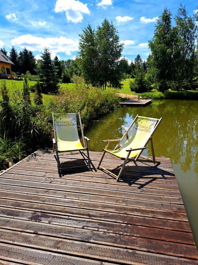 Wczasy Mazurskie - Domek Caloroczny Bez Mazury Moldzie Exterior foto